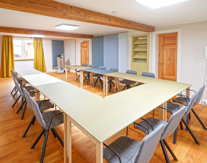 Tagungsraum in der alten hôfreite U-Form