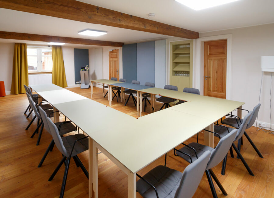 Tagungsraum in der alten hôfreite